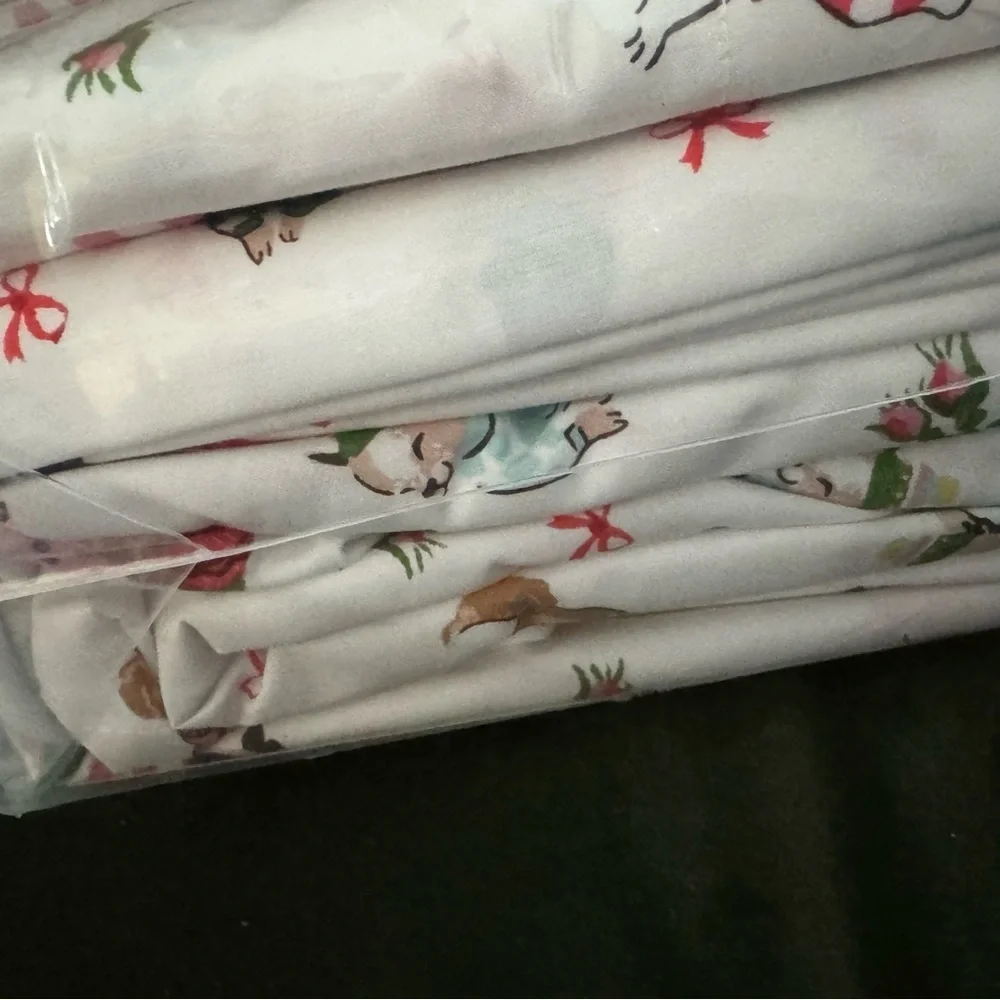 CATH KIDSTON”puppy love” king size sheet set!I have other sizes & patterns too🎄